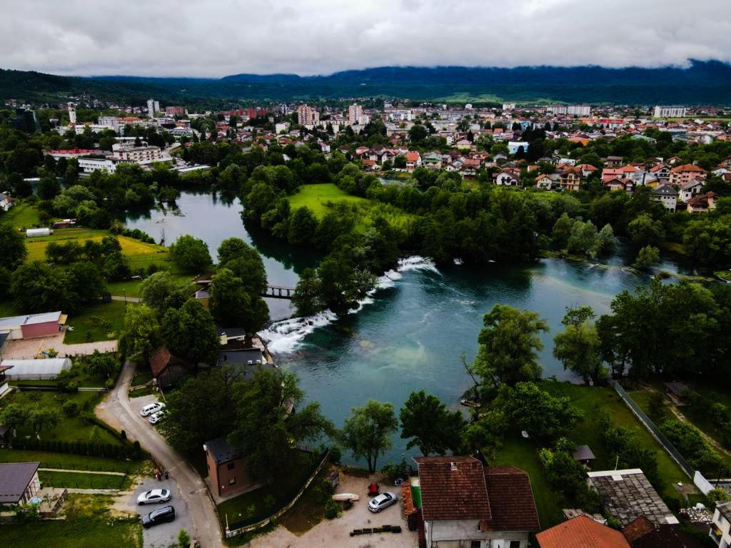 Holiday Home Waterfall View Bihać 외부 사진