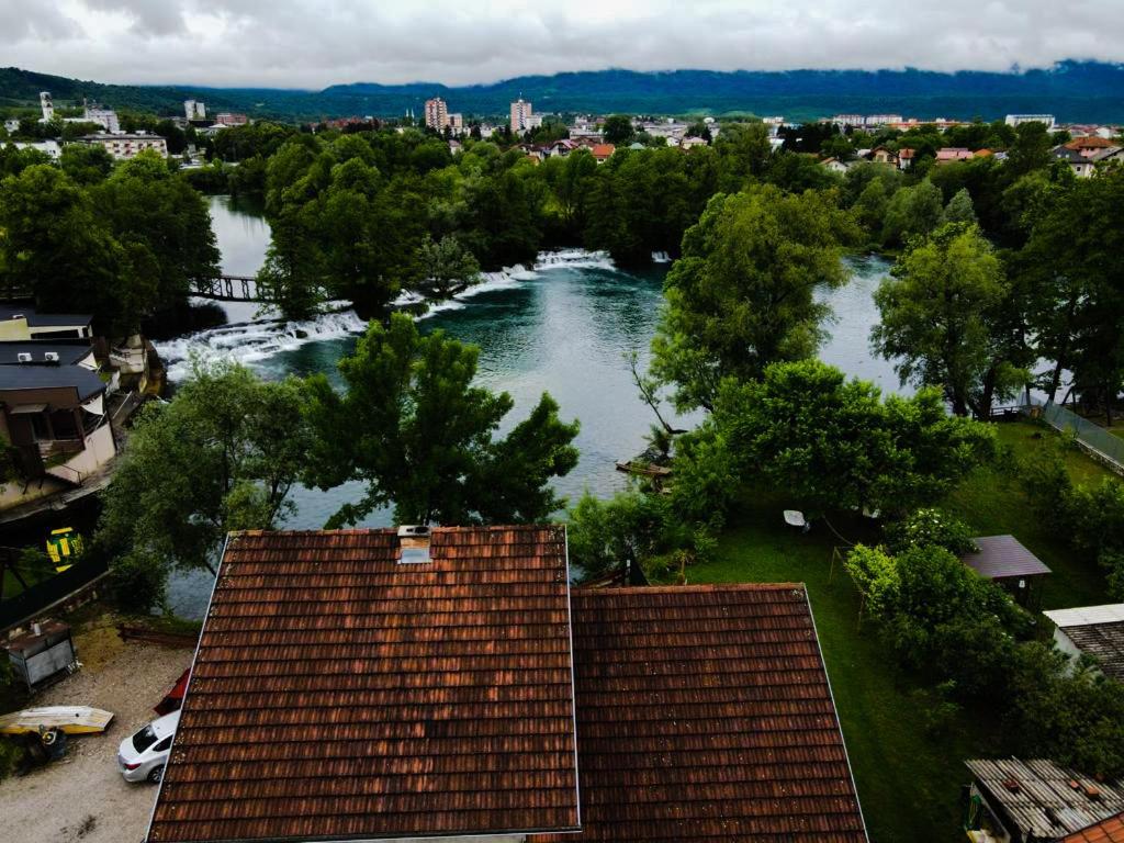 Holiday Home Waterfall View Bihać 외부 사진