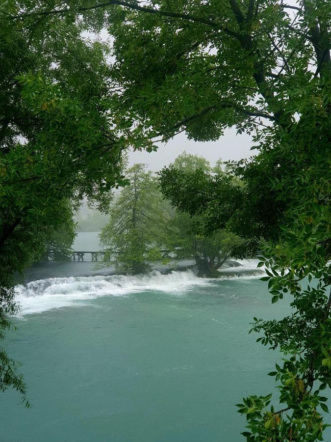 Holiday Home Waterfall View Bihać 외부 사진